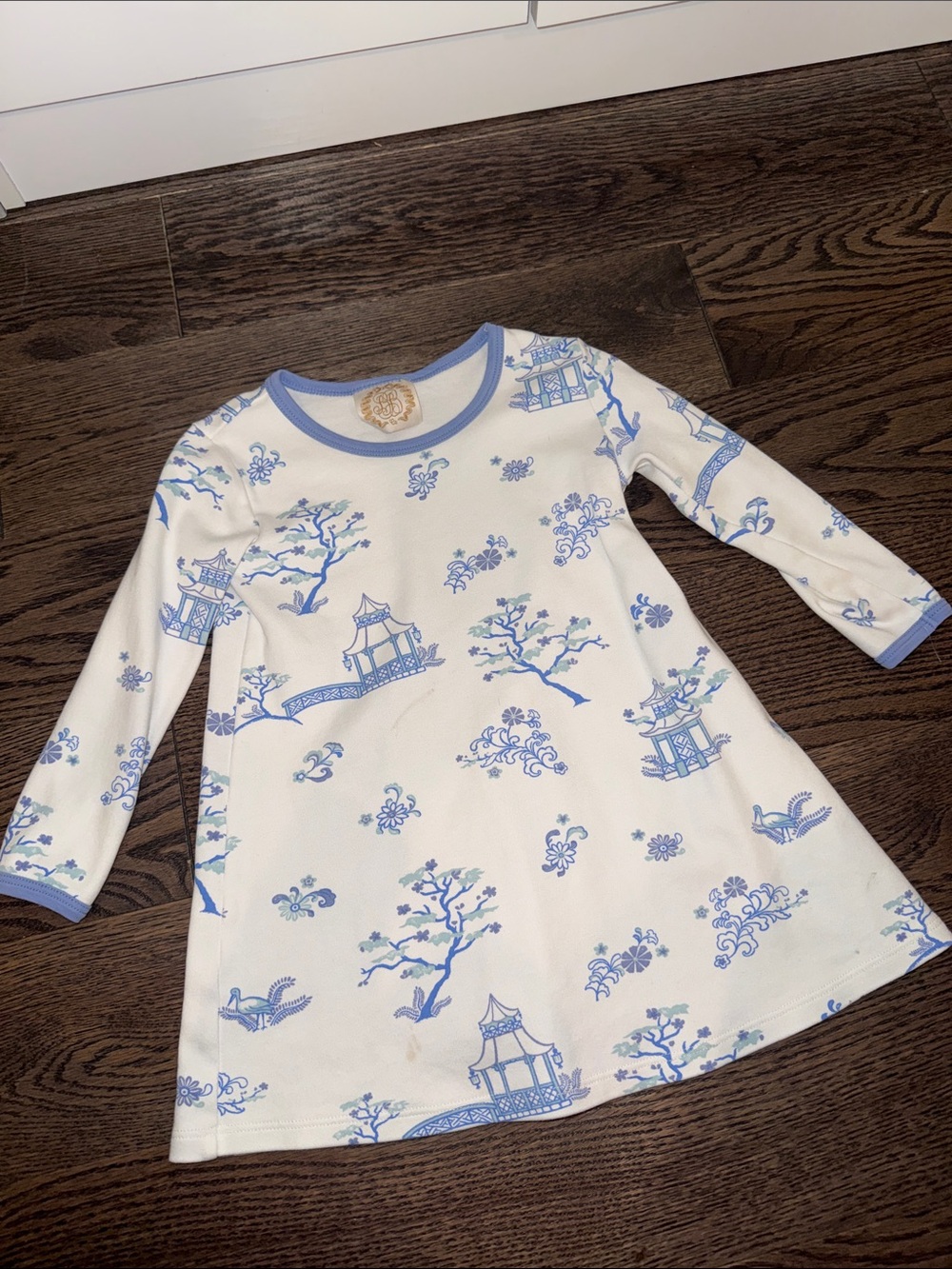 The Beaufort Bonnet Company White and Blue Pagoda Print Girls' Dress 4T